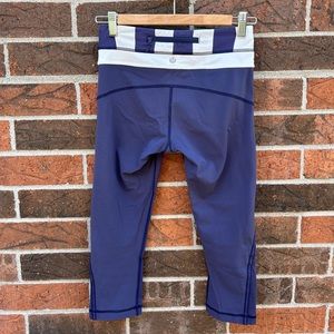 Lululemon cropped blue/purple leggings